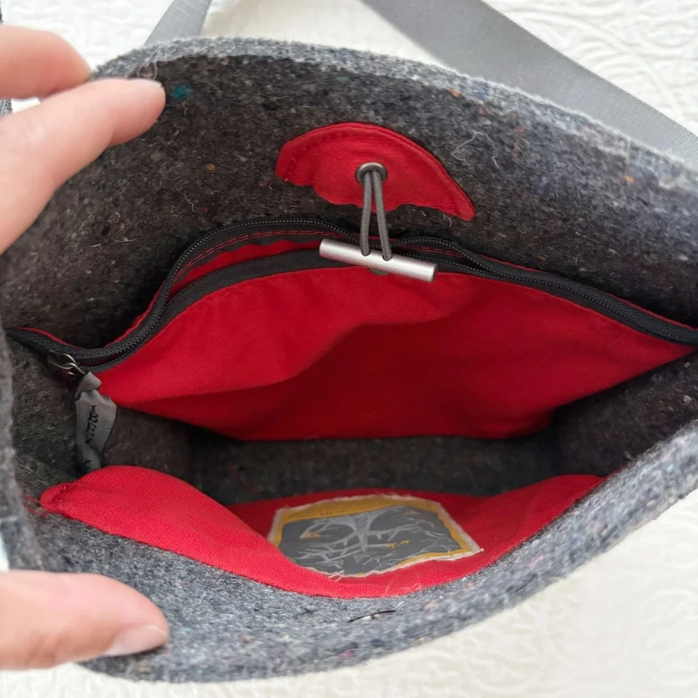 Ibex Reclaimed Wool Felt Bag, Gray